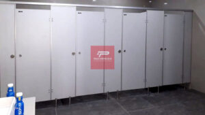 Kontraktor Partisi Toilet Phenolic Lampung Tengah